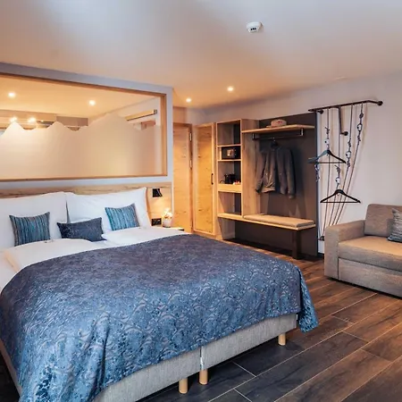 Edelweiss Superior 3*