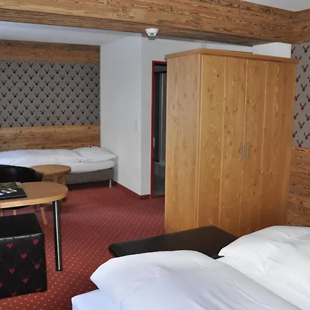 Edelweiss Superior Hotel