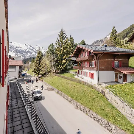 Edelweiss Superior Hotel