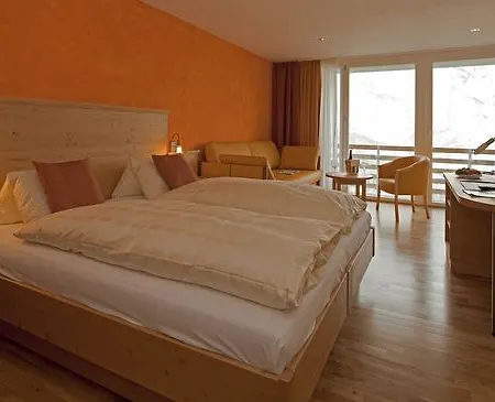 Edelweiss Superior Hotel