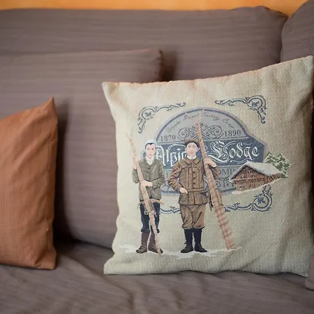 Edelweiss Superior Hotel 3*