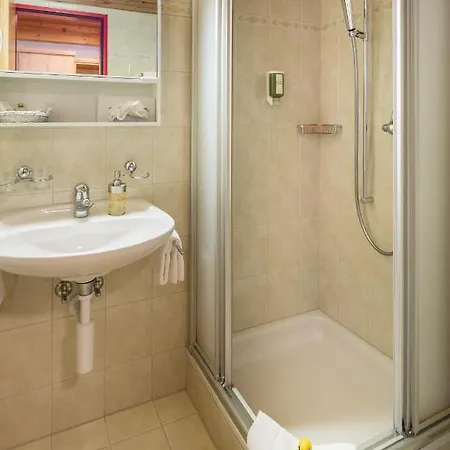Ξενοδοχείο Edelweiss Superior 3*
