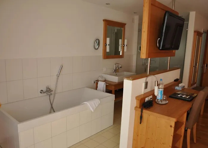 Hotel Edelweiss Superior 3*